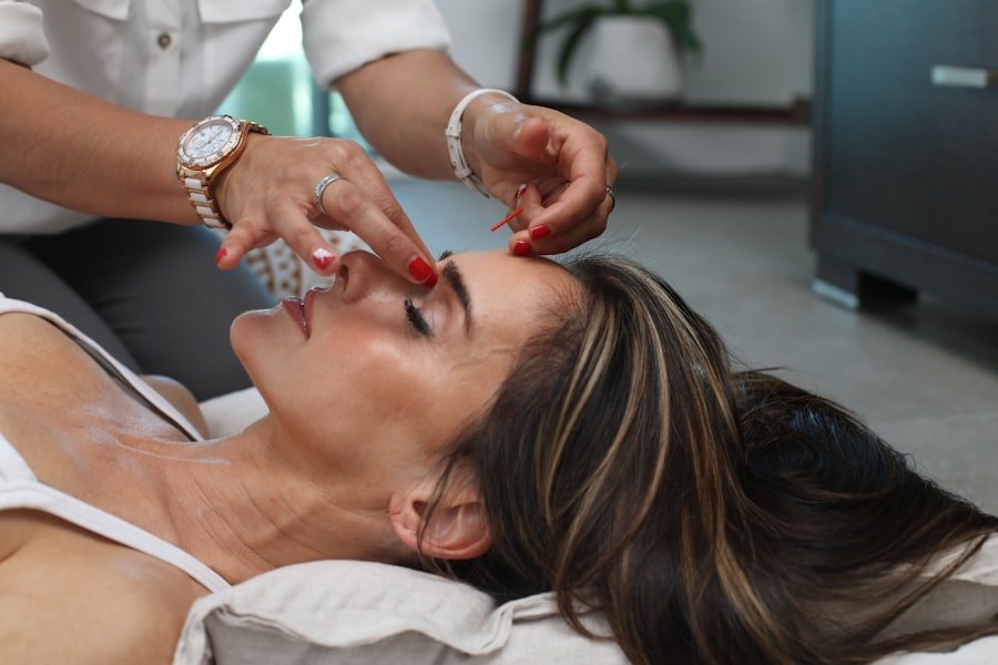 Cuidado facial detallado en peluquería Biutty